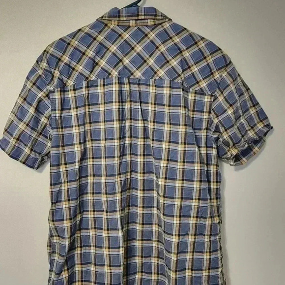 Prana Short Sleeve Button Down Size XL EUC - Picture 6 of 6